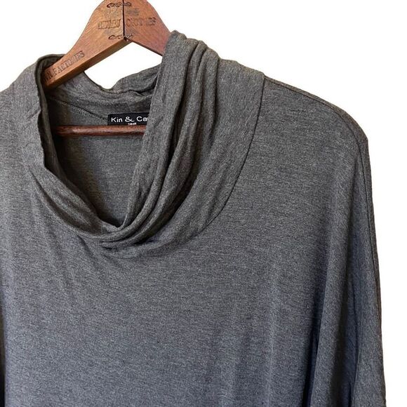 Kim & Cami Lightweight Wrap Top - Picture 4 of 7